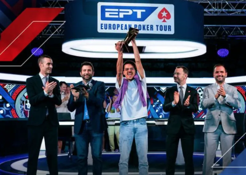 nhung su kien poker online hang nam ban khong nen bo lo 66642260425dd 4199163a